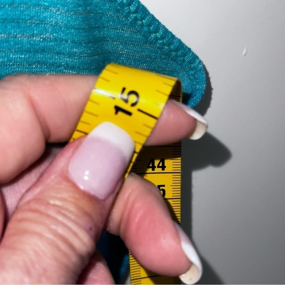 Lululemon What The Sport Singlet II
Heathered Cosmic Teal - Picture 12 of 14